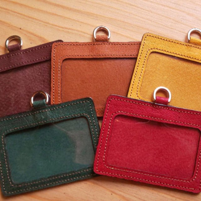イノシシ革ネームホルダー【納期 約1か月】全6色 - ふくしま市場|福島県産品オンラインストア