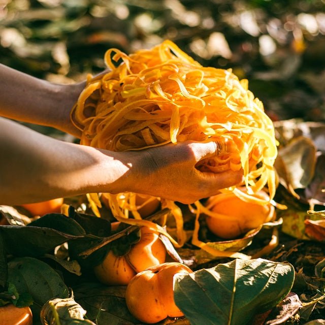 明日 わたしは柿の木にのぼる フェミニンオイル60ml - ふくしま市場|福島県産品オンラインストア