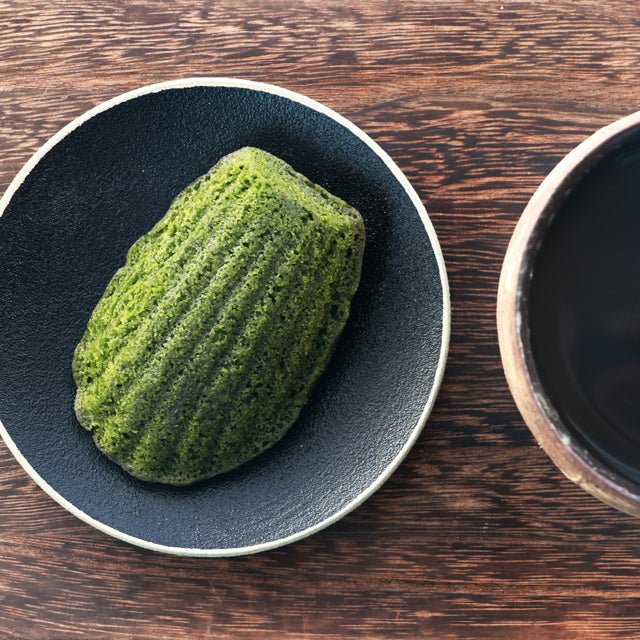 濃厚抹茶と黒豆のマドレーヌ 「松韻(しょういん)」 - ふくしま市場|福島県産品オンラインストア