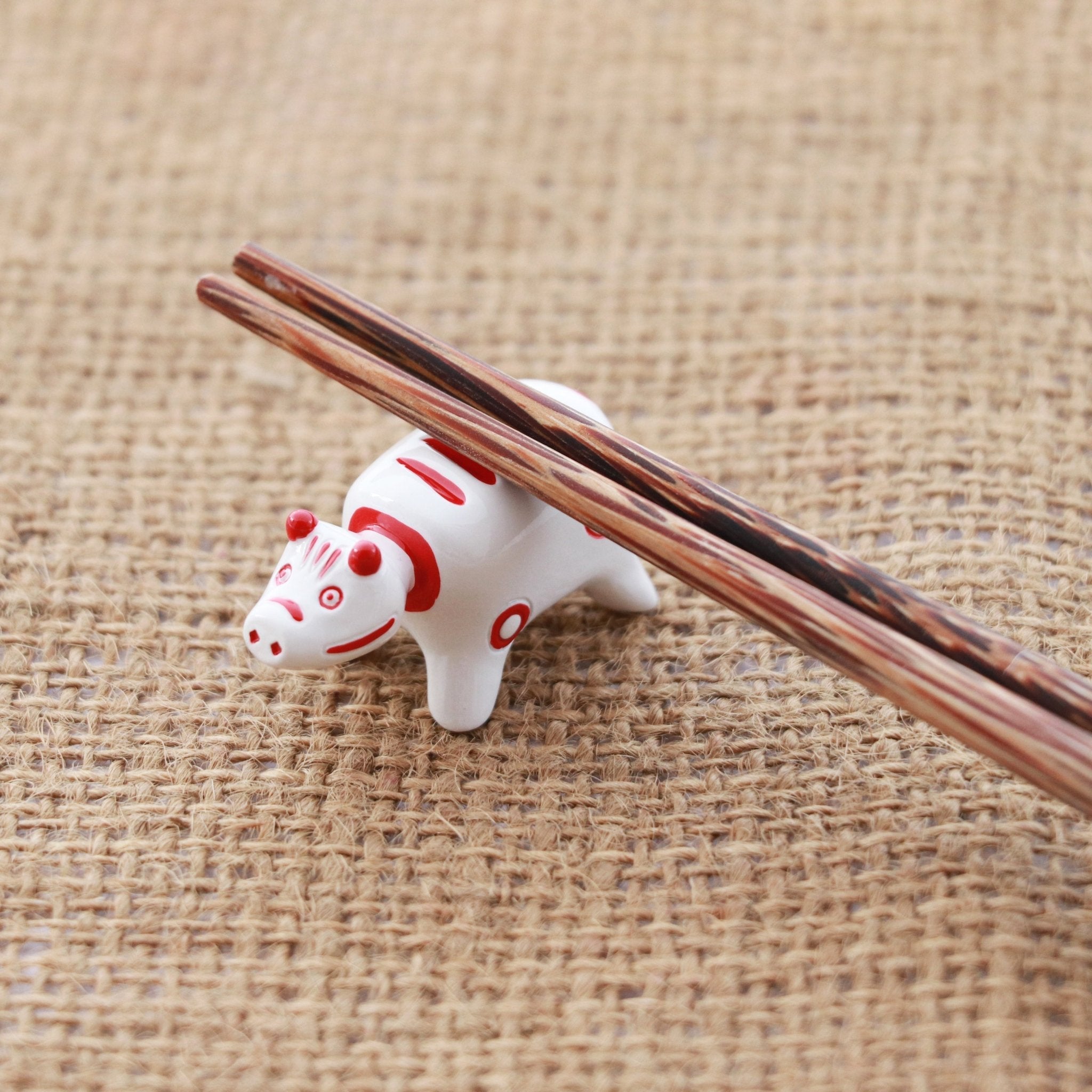 会津塗 赤べこ箸置き【1個・2個】（クリックポストでのお届け）